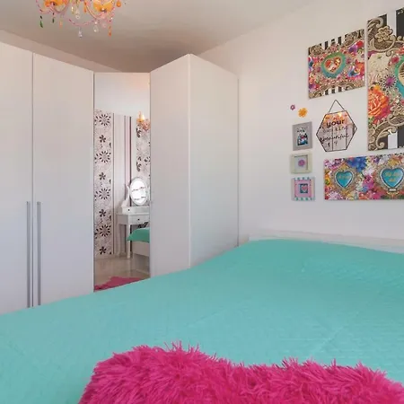 Two-bedroom In * Split