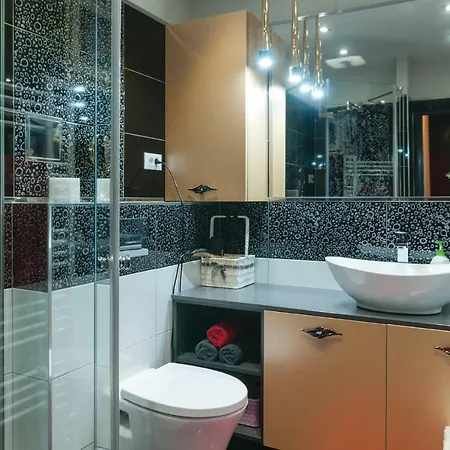 Two-bedroom In Apartment *